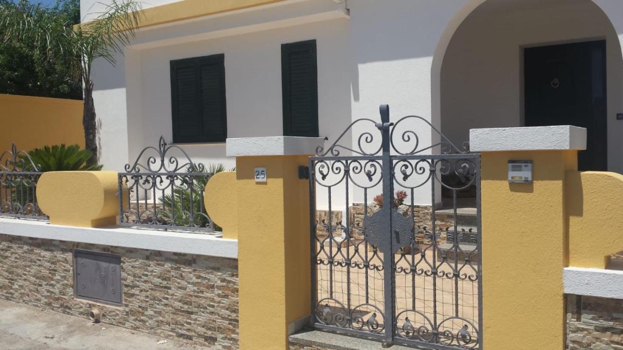 La Casa Di Madia Villa Gagliano del Capo Exterior photo